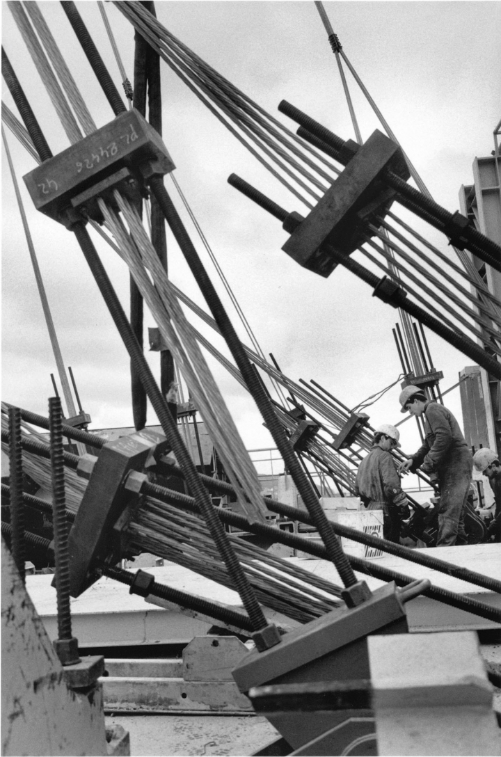 Jean Gaumy, le chantier du Pont de Normandie, 1988-1994