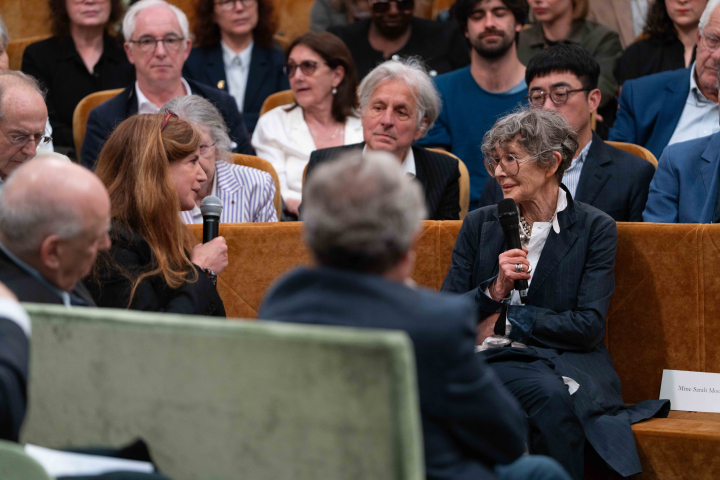 Grand Prix de l'Académie à Sarah Moon