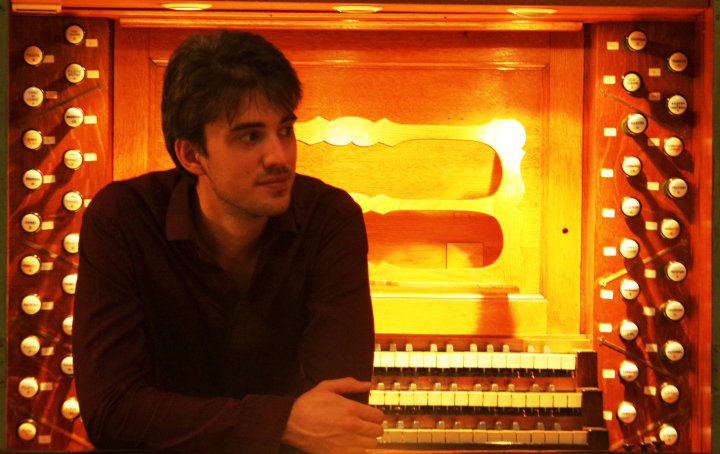 Grégoire Rolland, lauréat du Prix d'encouragement 2021 en composition musicale