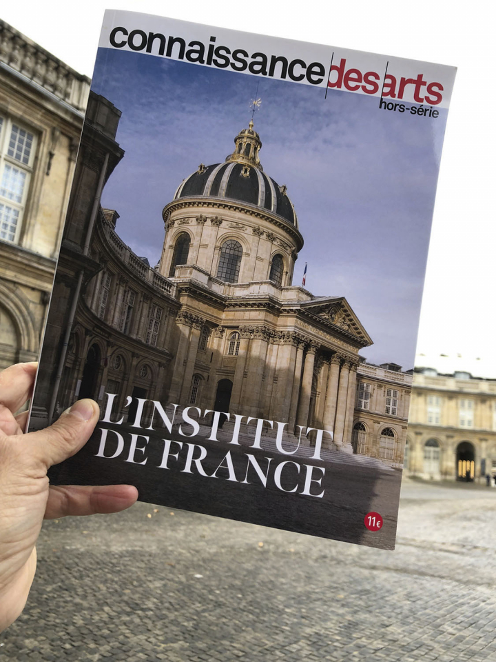L’Institut de France « en perspective » du hors-série que lui a consacré le magazine Connaissance des arts en 2021. Photo PF