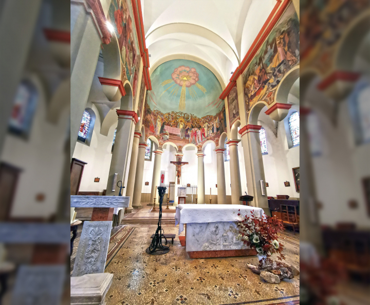 Église Saint-Martin à Vienne (38), fresques réalisées en 1933 par Maurice Denis, cofondateur des Ateliers d’art sacré.
