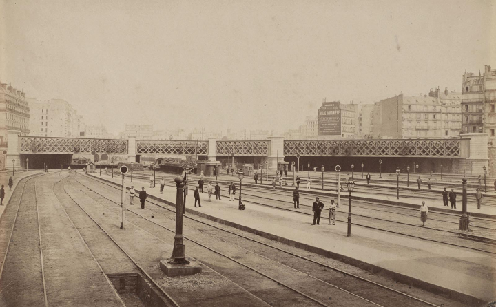 Hélios photographe, Le Pont de la place de l’Europe vu de la gare Saint-Lazare, 8ème arrondissement, Paris, 1868