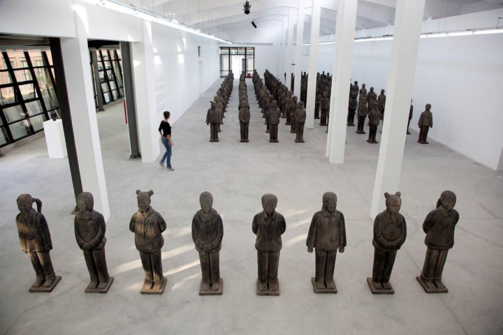 Installation de Prune Nourry pour l’exposition « Terracotta Daughters » à Shanghai, en 2013. Photo DR