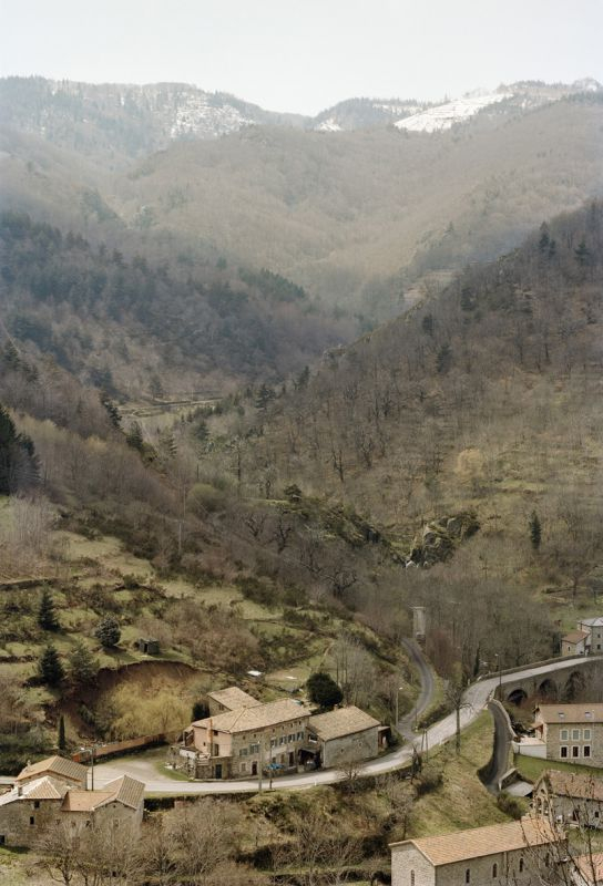 Thibaut Cuisset, "Ardèche", 2010, Lauréat du Prix de Photographie 2009 de l’Académie des Beaux-Arts – Marc Ladreit de Lacharrière.
