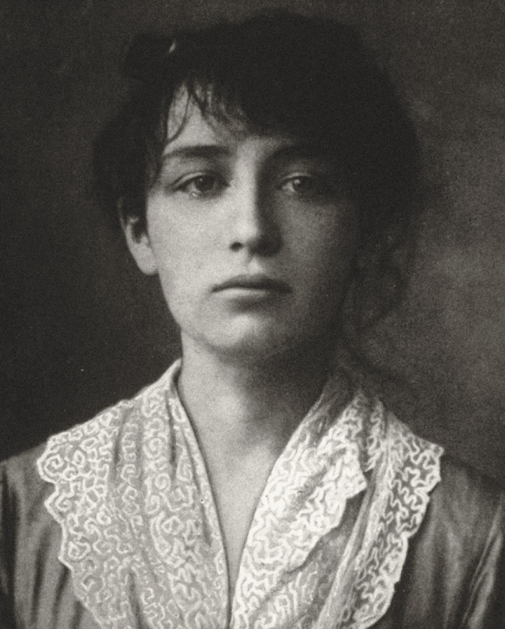 Camille Claudel, âgée de 20 ans. Photo d'Étienne Carjat, 1886. Source camilleclaudel.asso.fr