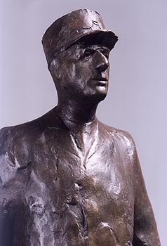 Sculpture en hommage au Général de Gaulle