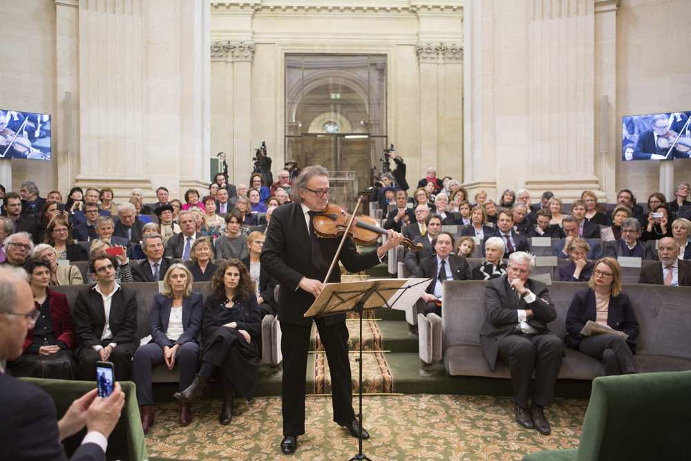 Installation de Bruno Barbey à l'Académie des beaux-arts