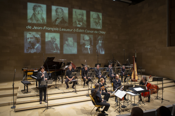 Concert-fauteuil-Edith Canat de Chizy-credit Juliette Agnel