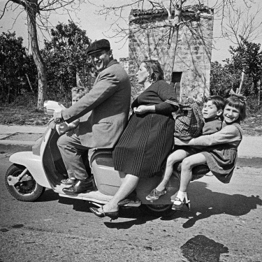 Bruno Barbey, Les Italiens