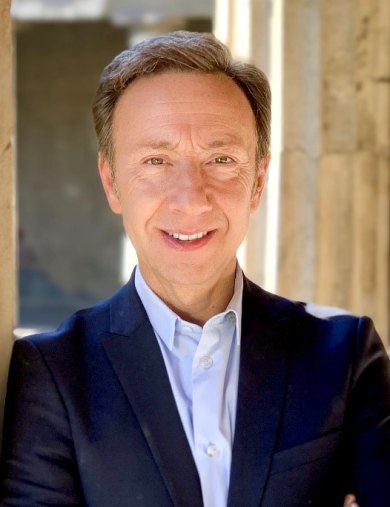 portrait de Stéphane Bern
